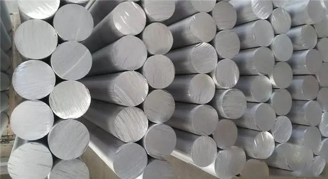 Știți diferența dintre aluminiu virgin și reciclat?